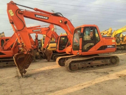 進(jìn)口二手挖掘機(jī)報(bào)關(guān)公司一站式流程及費(fèi)用