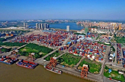 湖北武漢港進口報關公司哪家好？武漢進口清關公司