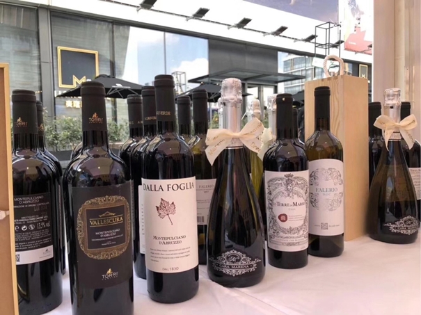 1637059001385637.jpg 上海紅酒進(jìn)口清關(guān)_副本.jpg